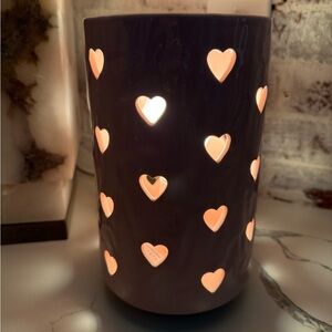 Brand NWT Heart Cutout Pink Ceramic Table Top Lamp